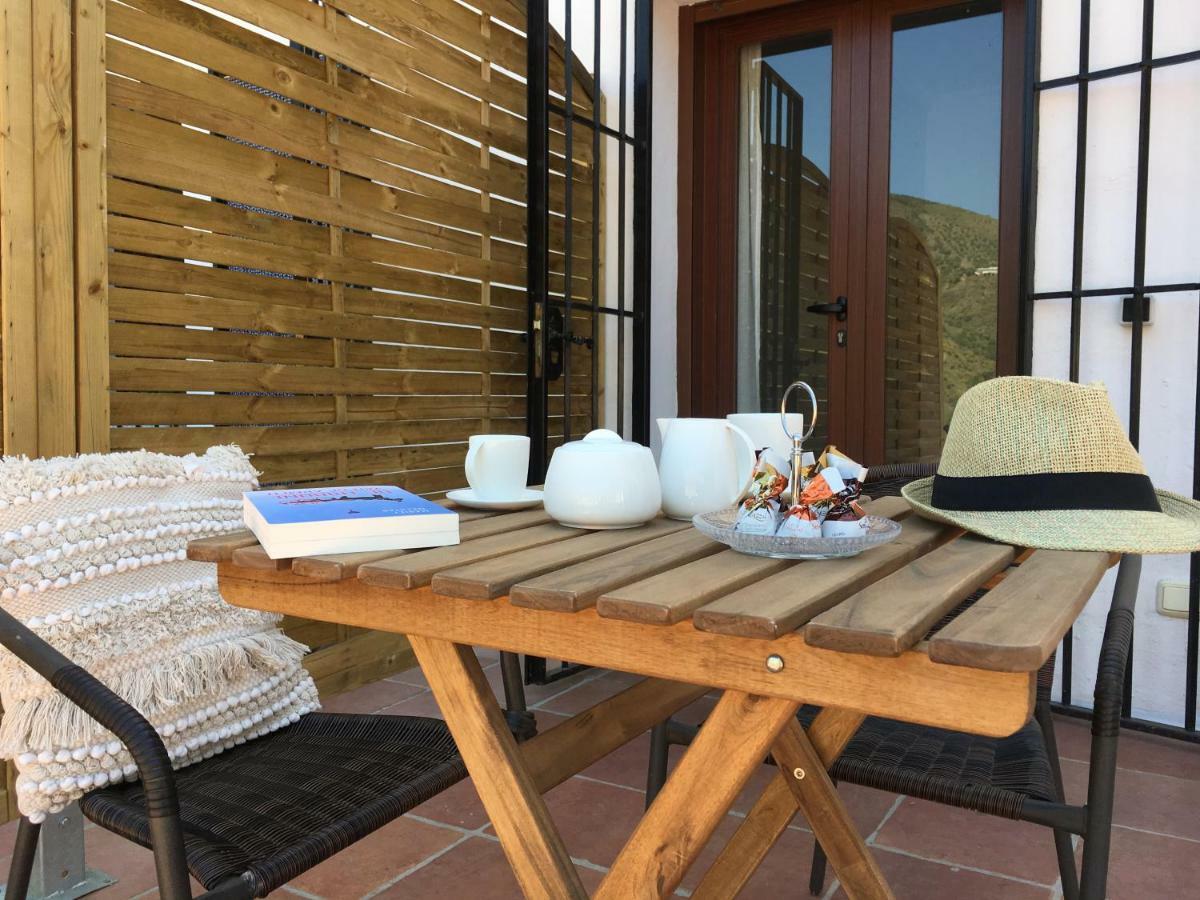 B&B And Apartments Cortijo La Zapatera Canillas de Aceituno Εξωτερικό φωτογραφία